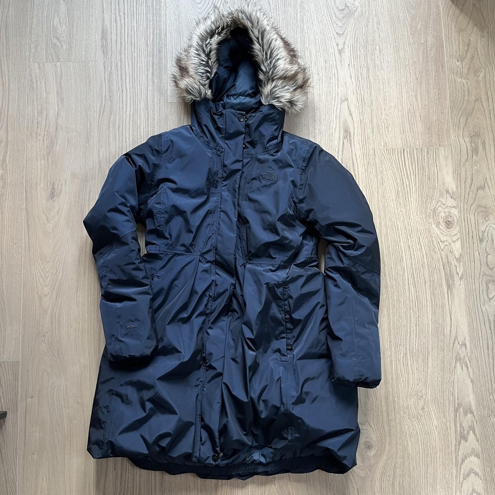 The North Face Women's Navy Ski Parka with Faux Fur Trim